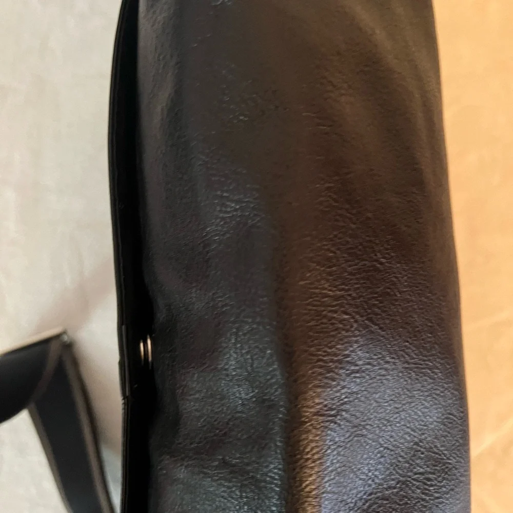 🩷Vintage Coach HERITAGE LEATHER MESSENGER (COACH F70556) SILVER/BLACK💚🩷💚
